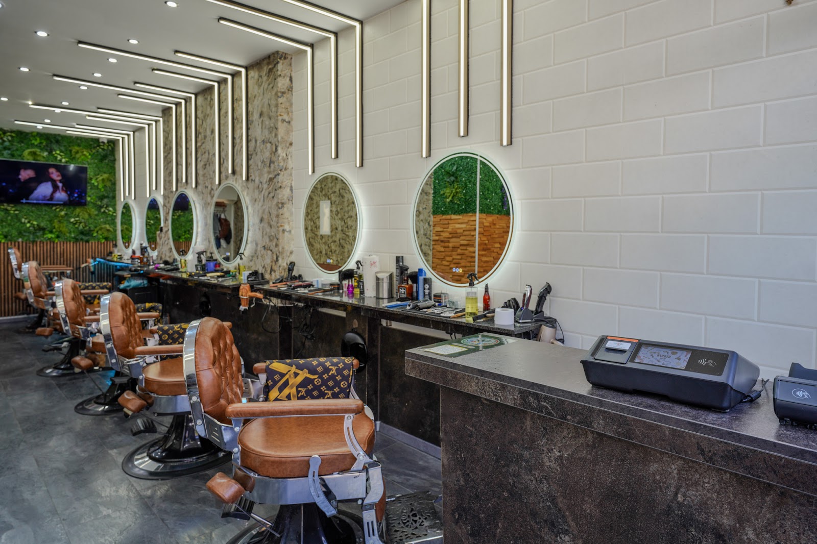 Friseur Unicut Nürnberg – Haar- und Bartschnitt